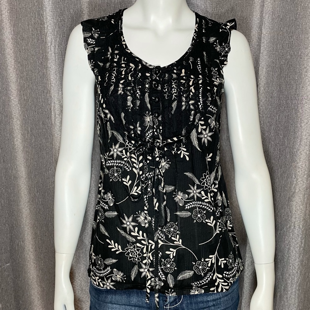 Loft Sleeveless Flutter Sleeve Black Beige Blouse